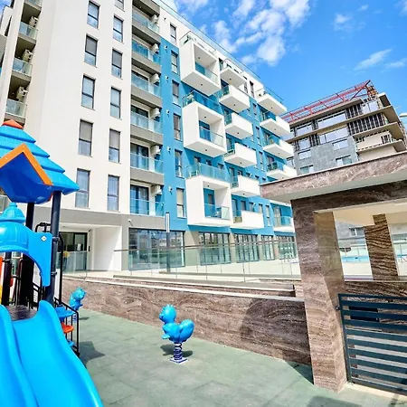 Blue Ocean In Nord10 Pool * Mamaia